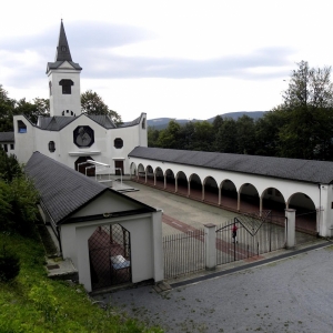 świątynia Matki Boskiej Pomocnej w Jasenikach